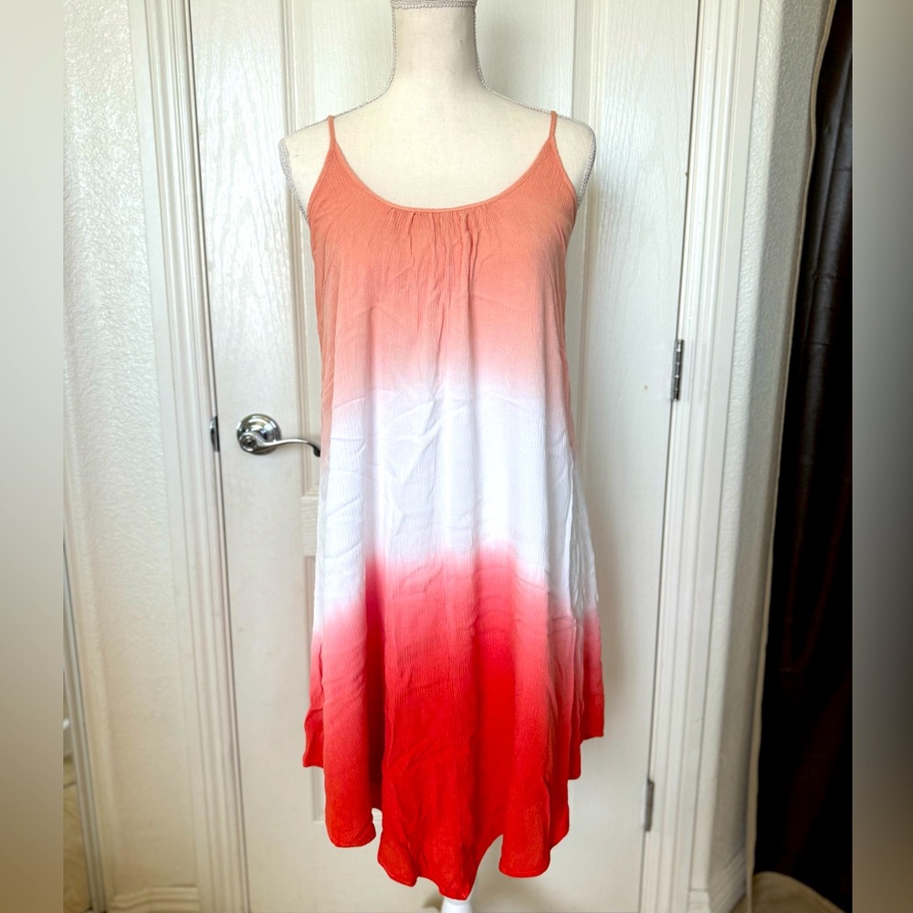 Size S peach ombre flowy dress